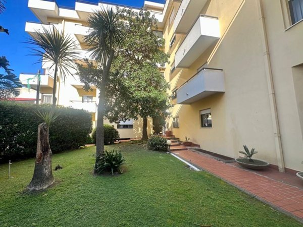 appartamento in vendita a Barcellona Pozzo di Gotto