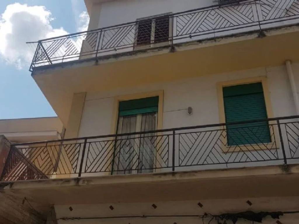 appartamento in vendita a Barcellona Pozzo di Gotto