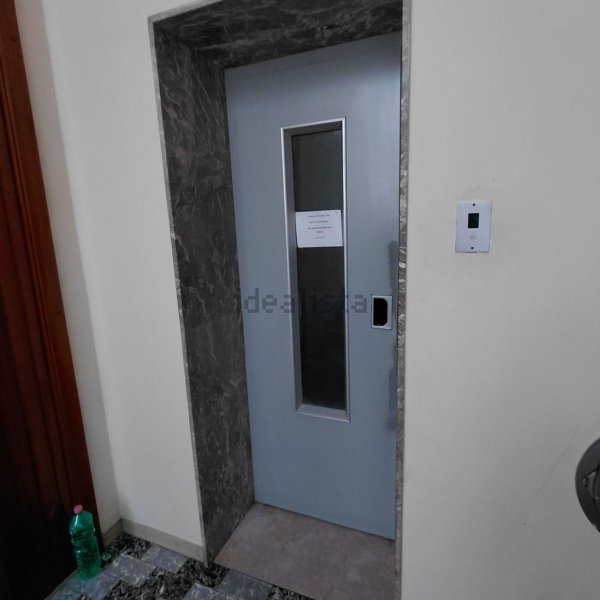 appartamento in vendita a Barcellona Pozzo di Gotto in zona Centro Città