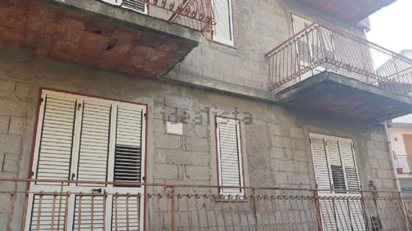 appartamento in vendita a Barcellona Pozzo di Gotto