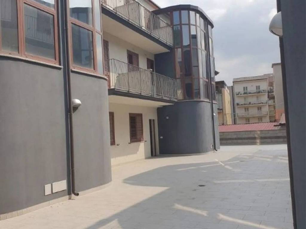 casa indipendente in vendita a Barcellona Pozzo di Gotto