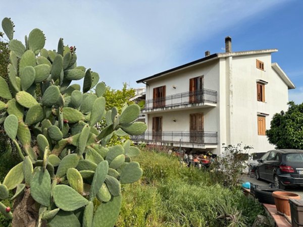 appartamento in vendita a Barcellona Pozzo di Gotto