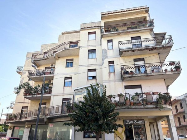 appartamento in vendita a Barcellona Pozzo di Gotto in zona Centro Città