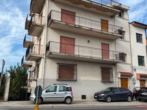 appartamento in vendita a Barcellona Pozzo di Gotto