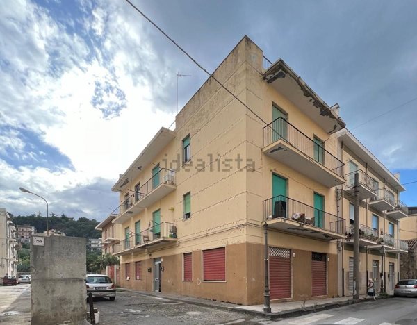 appartamento in vendita a Barcellona Pozzo di Gotto