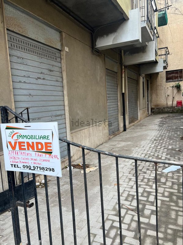 appartamento in vendita a Barcellona Pozzo di Gotto