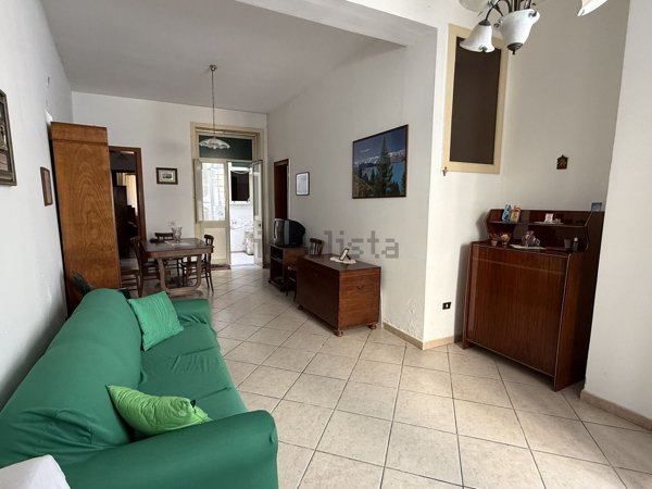 pentavano in vendita a Barcellona Pozzo di Gotto