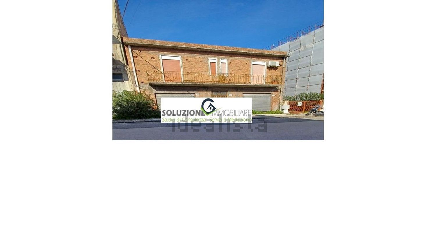 casa indipendente in vendita a Barcellona Pozzo di Gotto