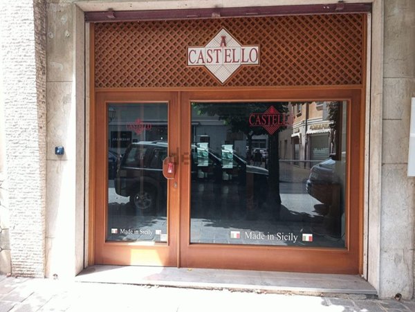 negozio in vendita a Barcellona Pozzo di Gotto