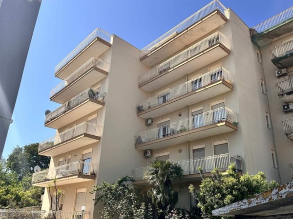 appartamento in vendita a Barcellona Pozzo di Gotto