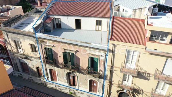 casa indipendente in vendita a Barcellona Pozzo di Gotto in zona Centro Città