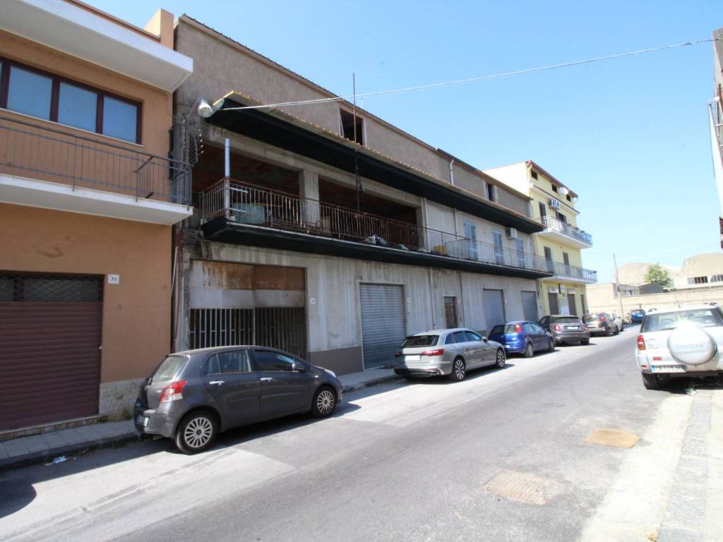 appartamento in vendita a Barcellona Pozzo di Gotto