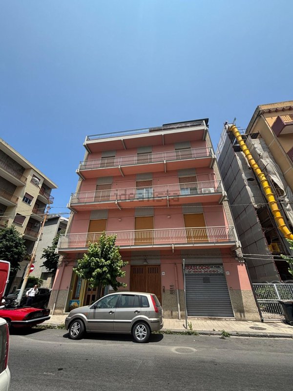 appartamento in vendita a Barcellona Pozzo di Gotto