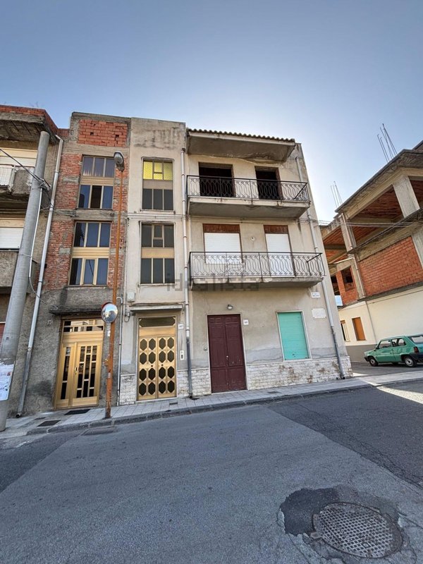 appartamento in vendita a Barcellona Pozzo di Gotto