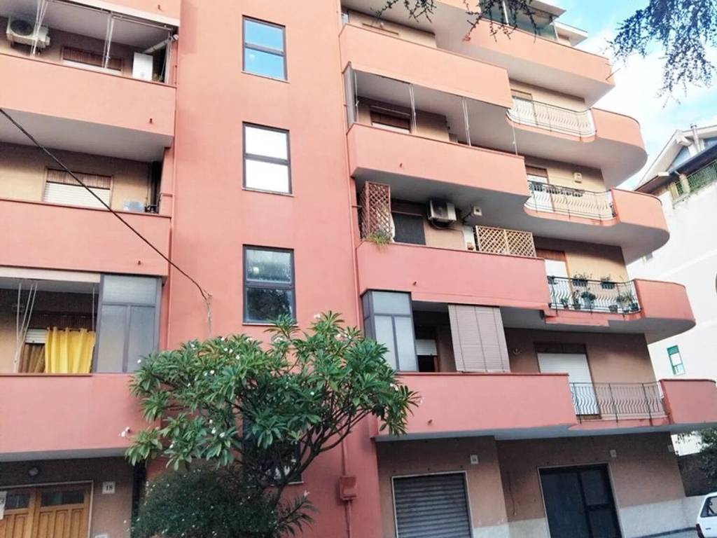 appartamento in vendita a Barcellona Pozzo di Gotto