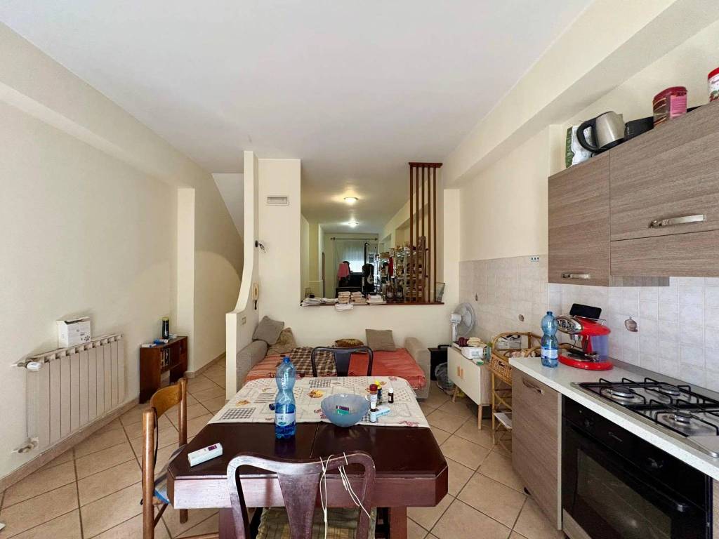 appartamento in vendita a Barcellona Pozzo di Gotto