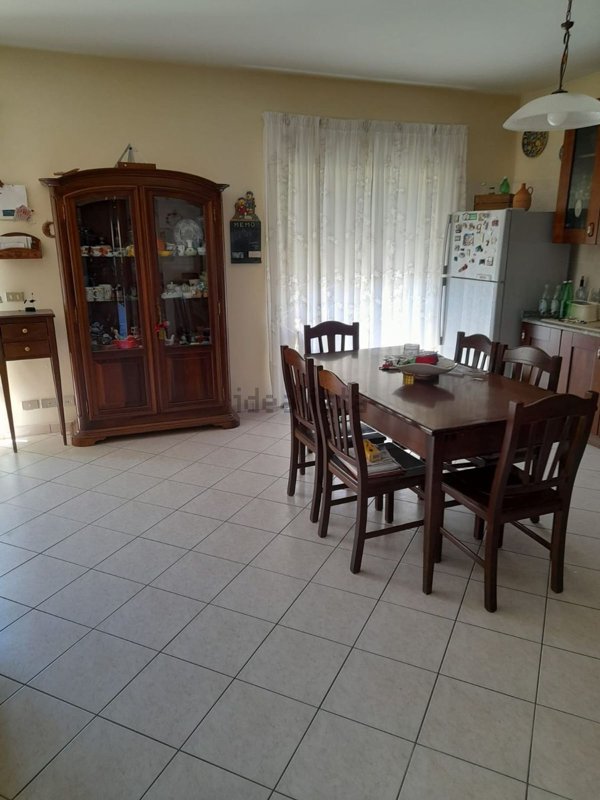 appartamento in vendita a Barcellona Pozzo di Gotto in zona Oreto