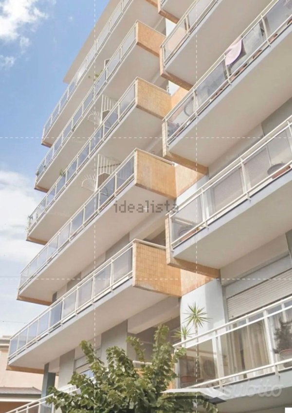 appartamento in vendita a Barcellona Pozzo di Gotto in zona Centro Città