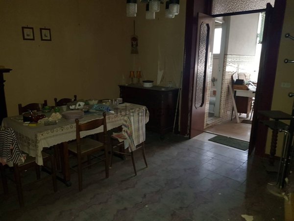 appartamento in vendita a Barcellona Pozzo di Gotto in zona Centro Città