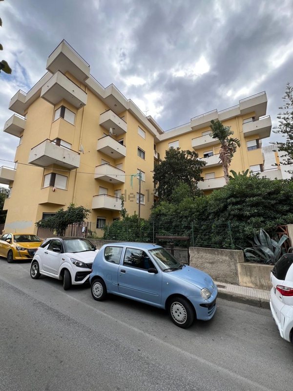 appartamento in vendita a Barcellona Pozzo di Gotto