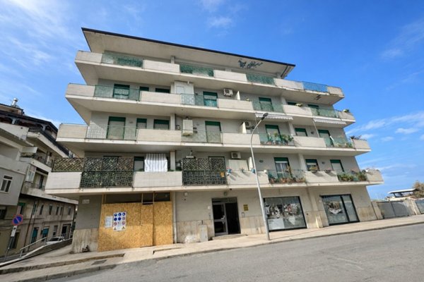 appartamento in vendita a Barcellona Pozzo di Gotto