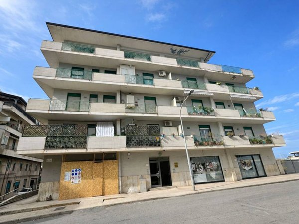 appartamento in vendita a Barcellona Pozzo di Gotto