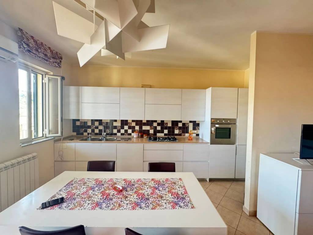 appartamento in vendita a Barcellona Pozzo di Gotto