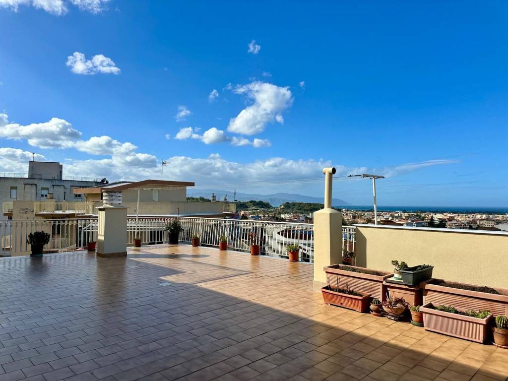 appartamento in vendita a Barcellona Pozzo di Gotto