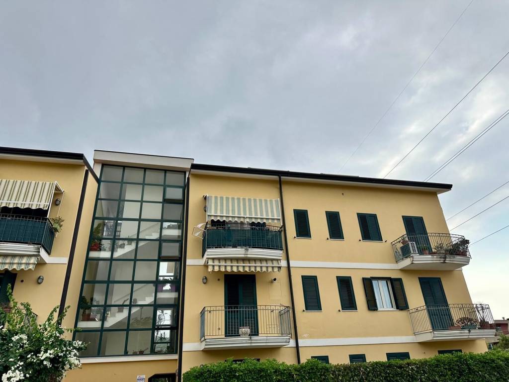 appartamento in vendita a Barcellona Pozzo di Gotto