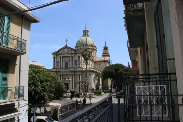 appartamento in vendita a Barcellona Pozzo di Gotto in zona Centro Città