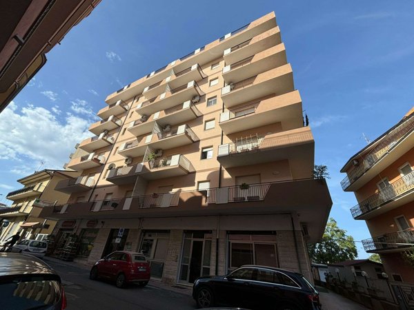 appartamento in vendita a Barcellona Pozzo di Gotto