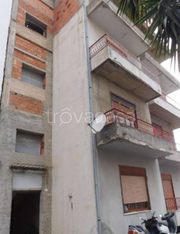 appartamento in vendita a Barcellona Pozzo di Gotto