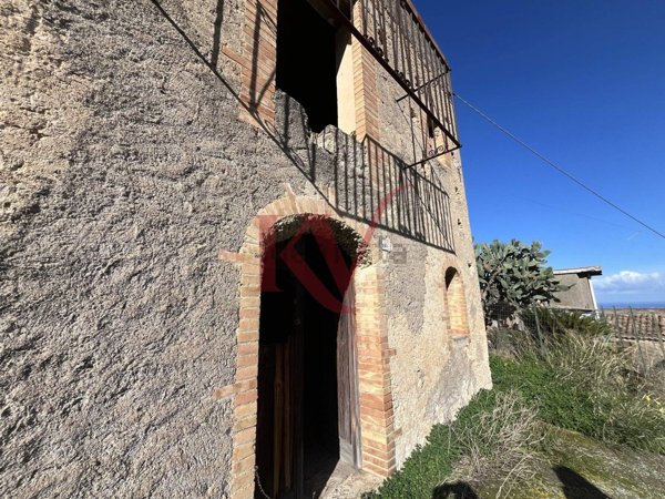 casa indipendente in vendita a Barcellona Pozzo di Gotto