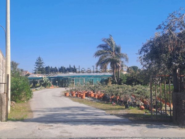 terreno edificabile in vendita a Barcellona Pozzo di Gotto