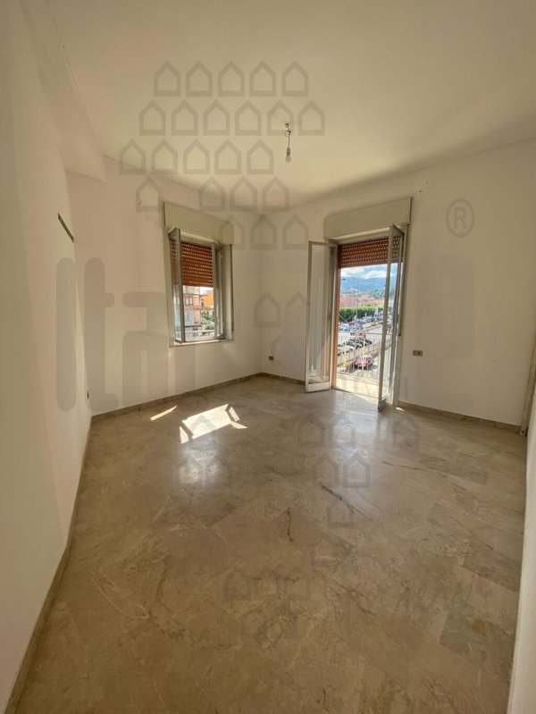 appartamento in vendita a Barcellona Pozzo di Gotto