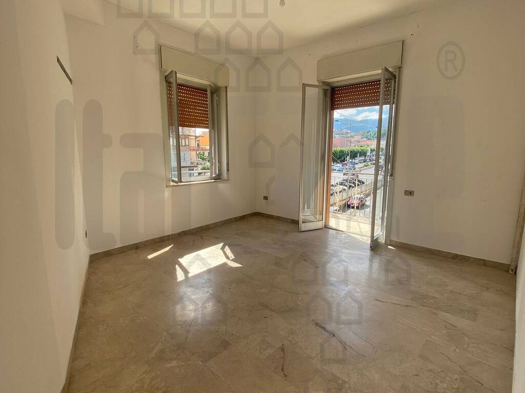 appartamento in vendita a Barcellona Pozzo di Gotto