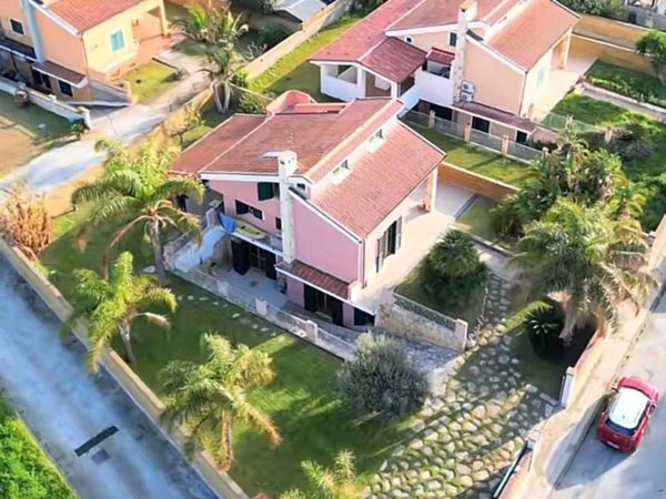 casa indipendente in vendita a Barcellona Pozzo di Gotto