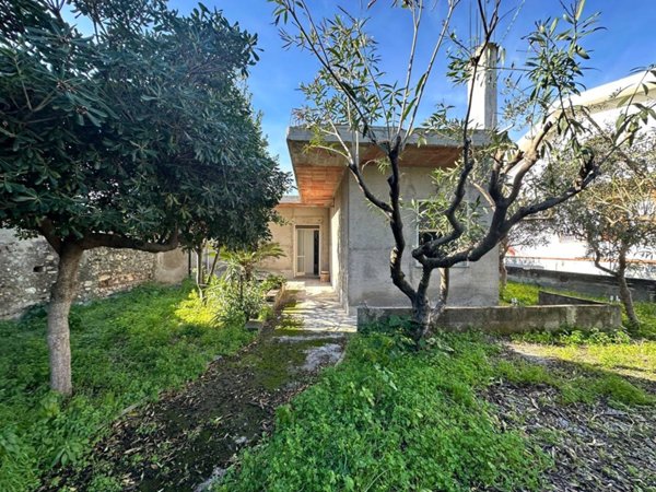 casa indipendente in vendita a Barcellona Pozzo di Gotto in zona Sant'Antonio