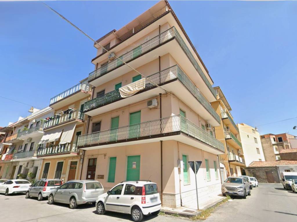 appartamento in vendita a Barcellona Pozzo di Gotto