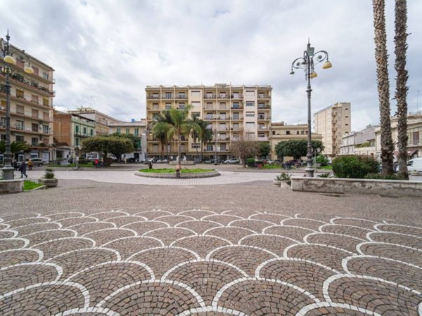 appartamento in vendita a Barcellona Pozzo di Gotto in zona Centro Città