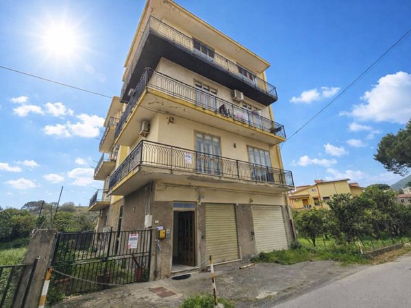 appartamento in vendita a Barcellona Pozzo di Gotto