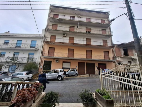 appartamento in vendita a Barcellona Pozzo di Gotto