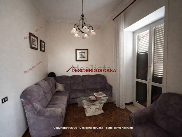 casa indipendente in vendita a Barcellona Pozzo di Gotto