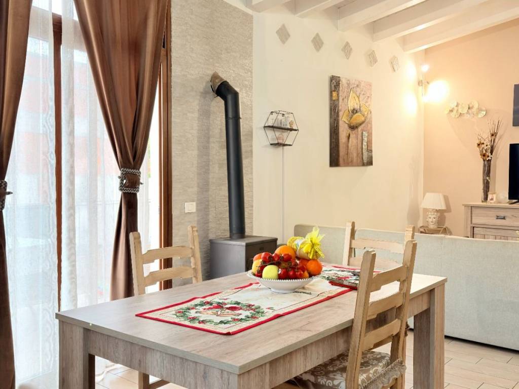 appartamento in vendita a Barcellona Pozzo di Gotto