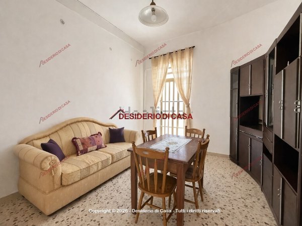 casa indipendente in vendita a Barcellona Pozzo di Gotto