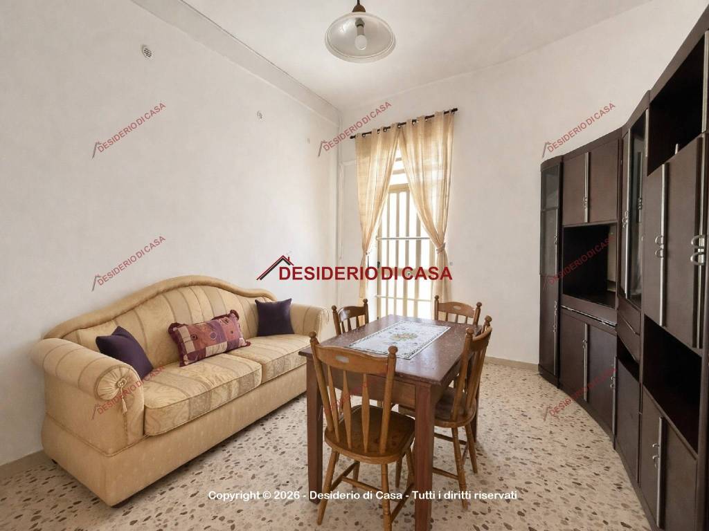 casa indipendente in vendita a Barcellona Pozzo di Gotto