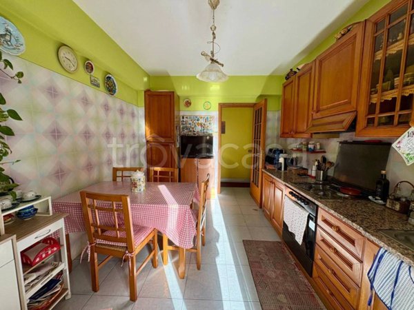 appartamento in vendita a Barcellona Pozzo di Gotto in zona Centro Città
