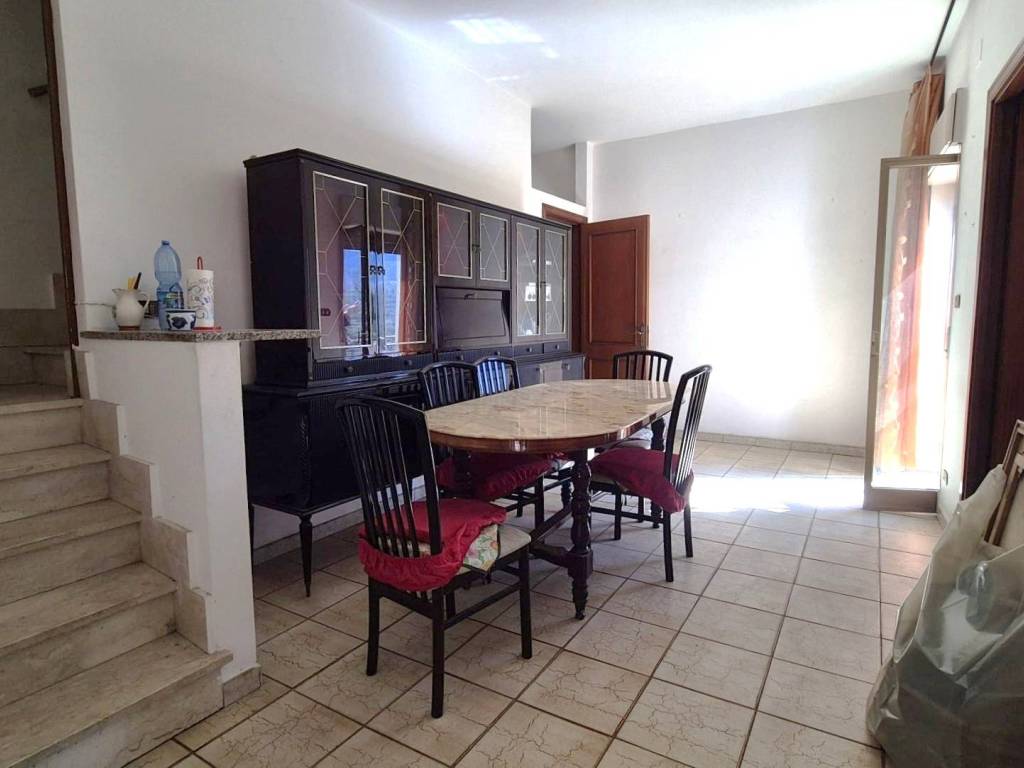 casa indipendente in vendita a Barcellona Pozzo di Gotto