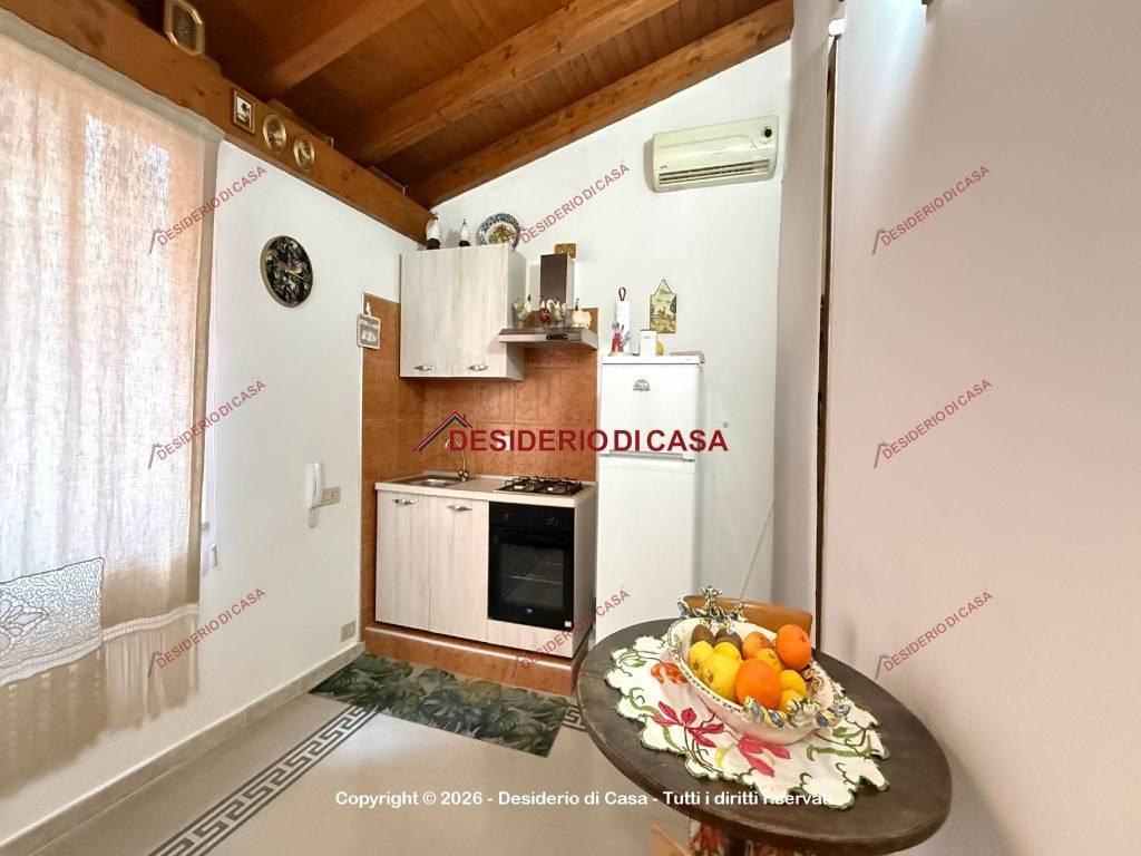 appartamento in vendita a Barcellona Pozzo di Gotto