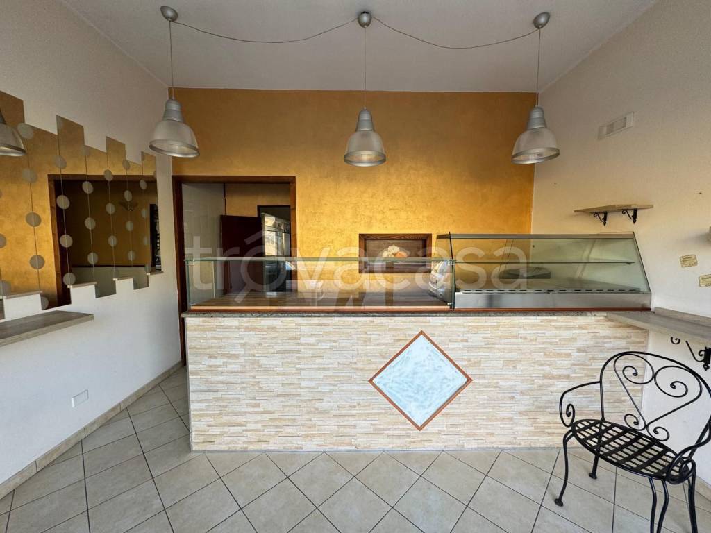 negozio in vendita a Barcellona Pozzo di Gotto